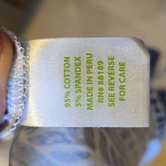 Lilly Pulitzer Blue/White Lobster & Crab Design Top - Picture 6 of 6